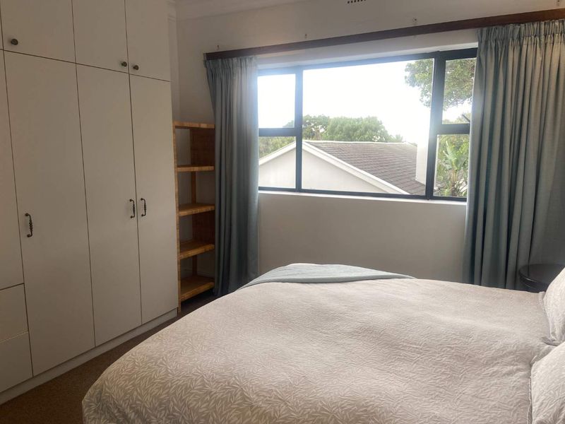 Modern garden Cottage in Constantia - Photo 10