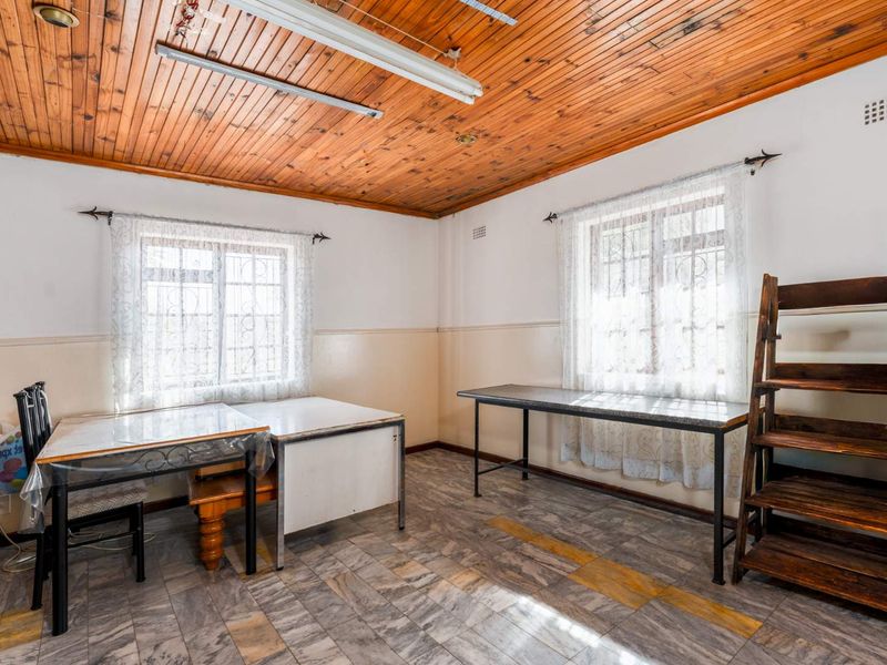 Family home to make your own - Photo 4