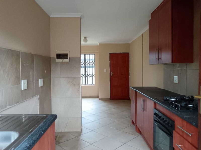 Panhandle home situated in Theresapark - Photo 4