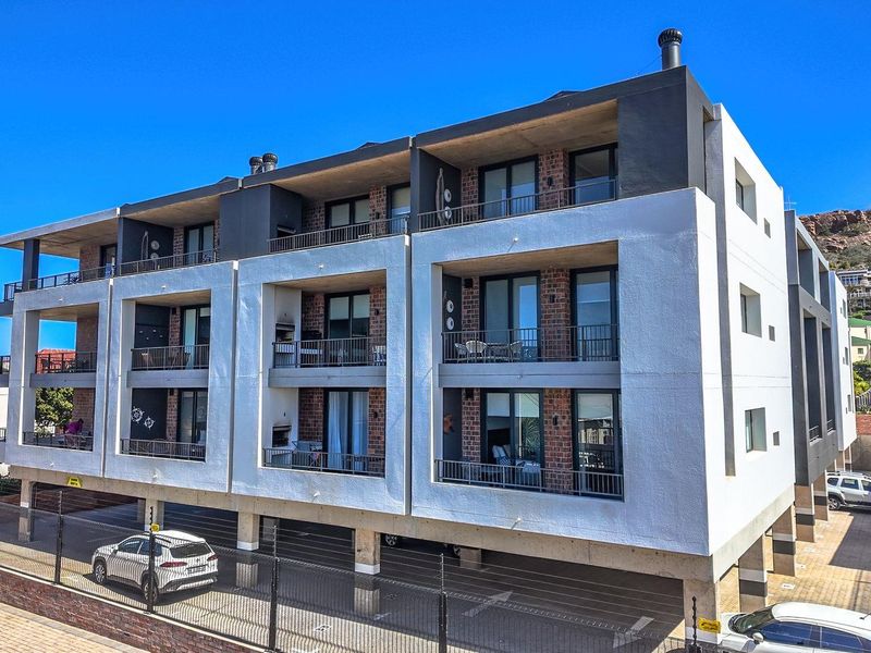 Prime Coastal Investment: Fully Furnished Apartment with Sea Views - Price Includes VAT - No Transfer Duty - Photo 10