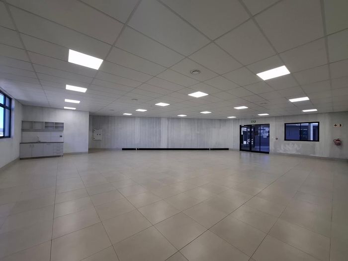 Property #2462954, Office Rental Monthly in Kleine Kuppe