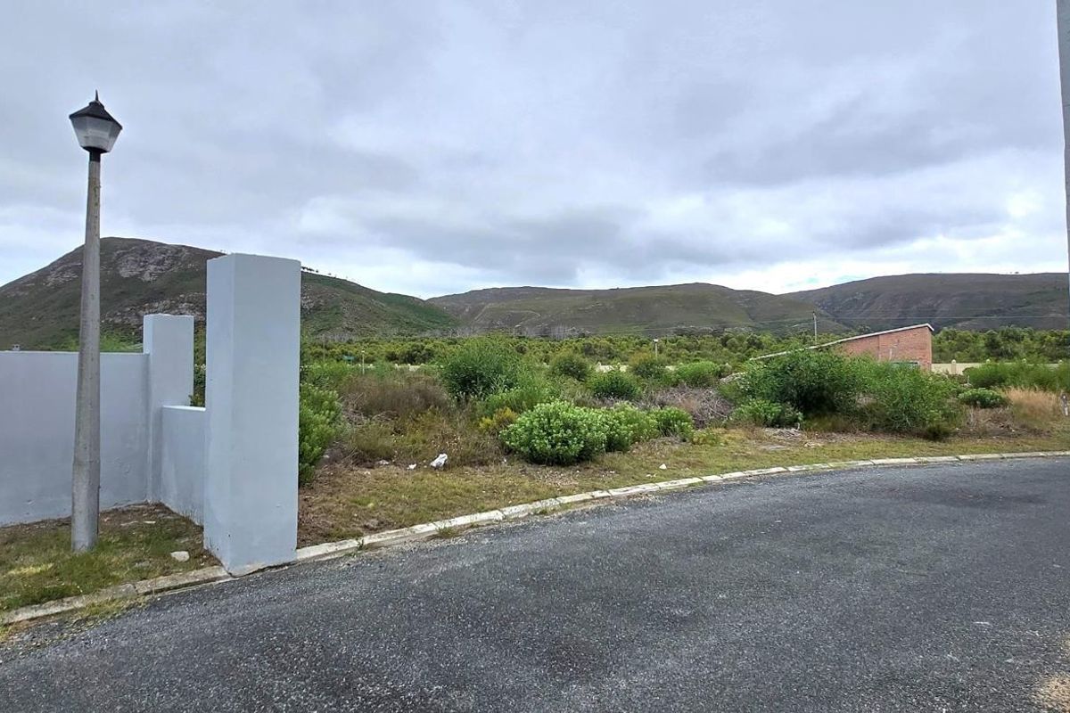 Level 924m2 Land in Peaceful Franskraal – Perfect Investment Opportunity. - Photo 2