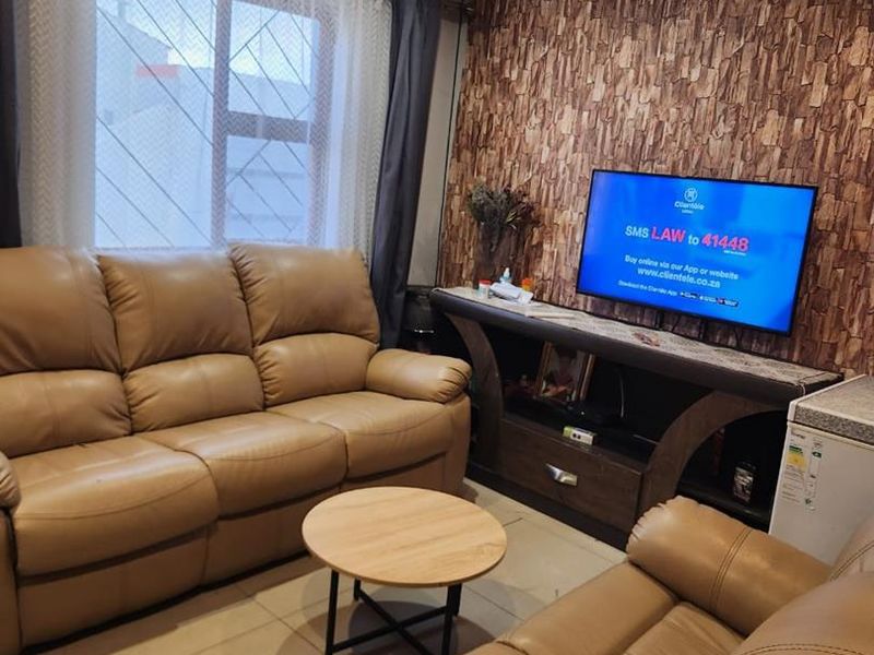 Investment Property for Sale in Ilitha Park, Khayelitsha - Photo 10