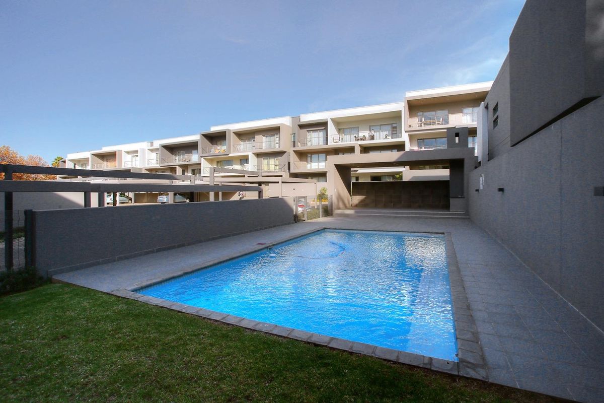 FURNISHED 3 BEDROOMS - Photo 3