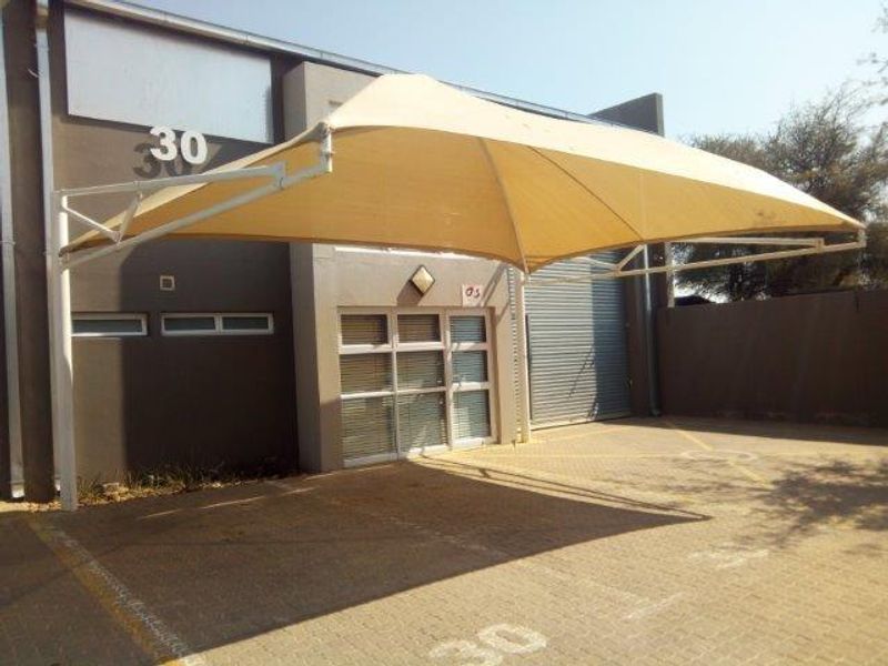 Light industrial warehouse to let Barleo Park NI - Photo 1