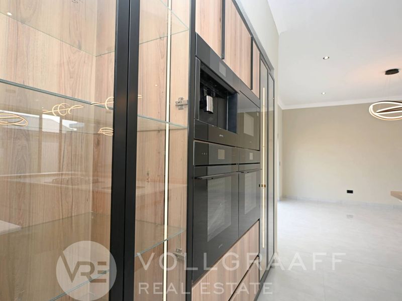 Smart Living on the Edge of the Dunes - Photo 8