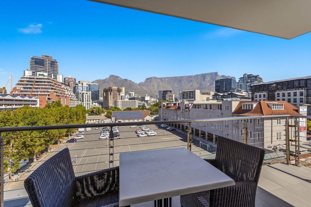 LUXURY LIVING IN THE HEART OF DE WATERKANT. THE POPULAR ROCKWELL COMPLEX - Photo 4