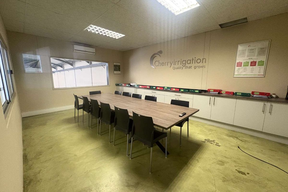 Warehouse Lafrenz Extension 1 to rent - Photo 2