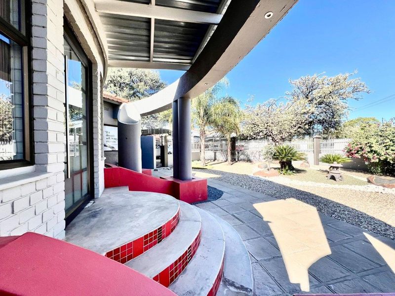 Offices For Sale in Eros - Photo 2