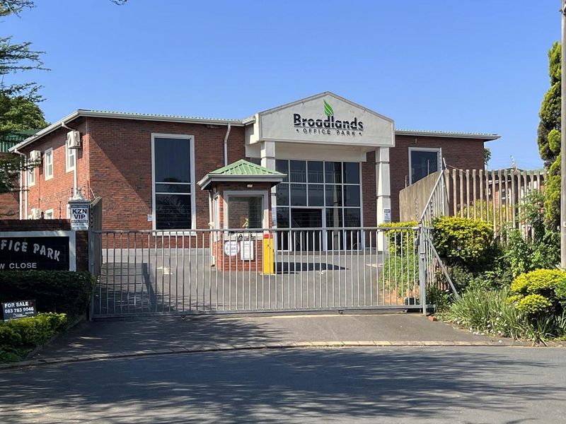 UPMARKET OFFICE SPACE - AN IDEAL INVESTMENT - Photo 3