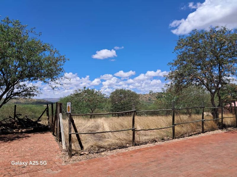 Expansive 25-Hectare Lodge for sale: Perfect for Business or Pleasure! - Photo 6