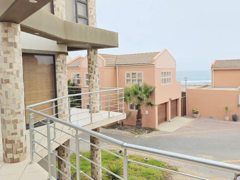 Swakopmund- For Sale-N$4 000 000 - Photo 2
