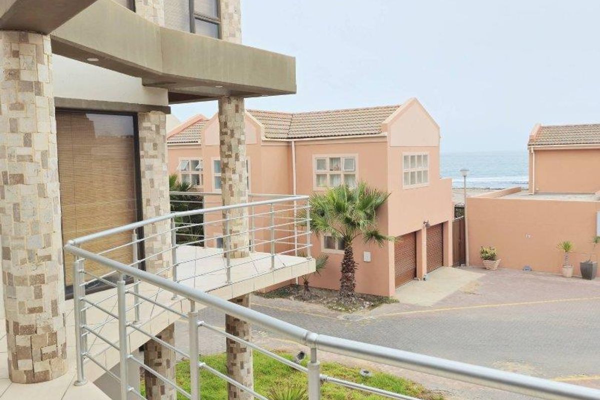 Swakopmund- For Sale-N$4 000 000 - Photo 2