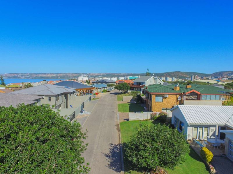 Spacious family residence in Hartenbos - Photo 10