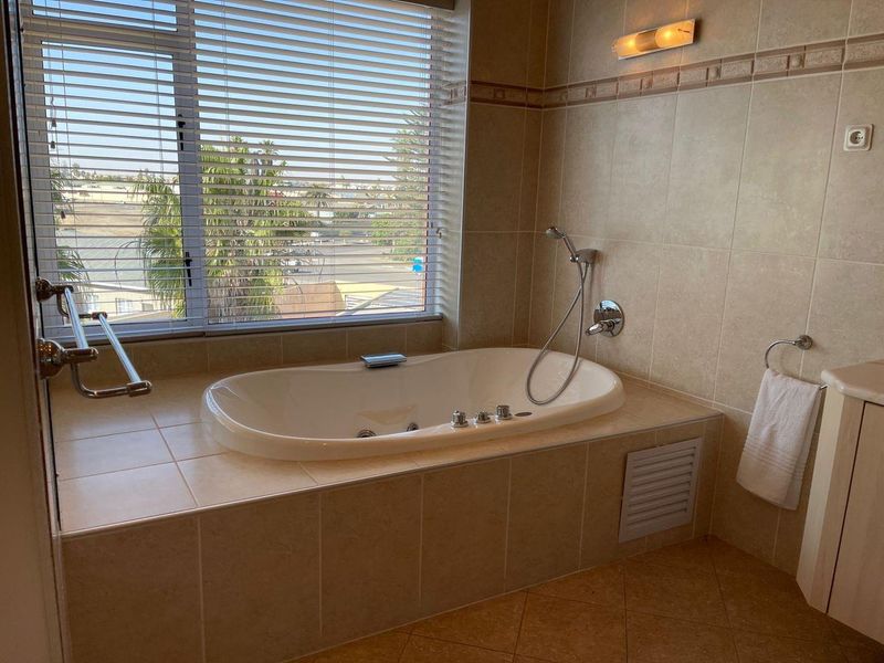Exclusive Penthouse with amazing seaview - Photo 10