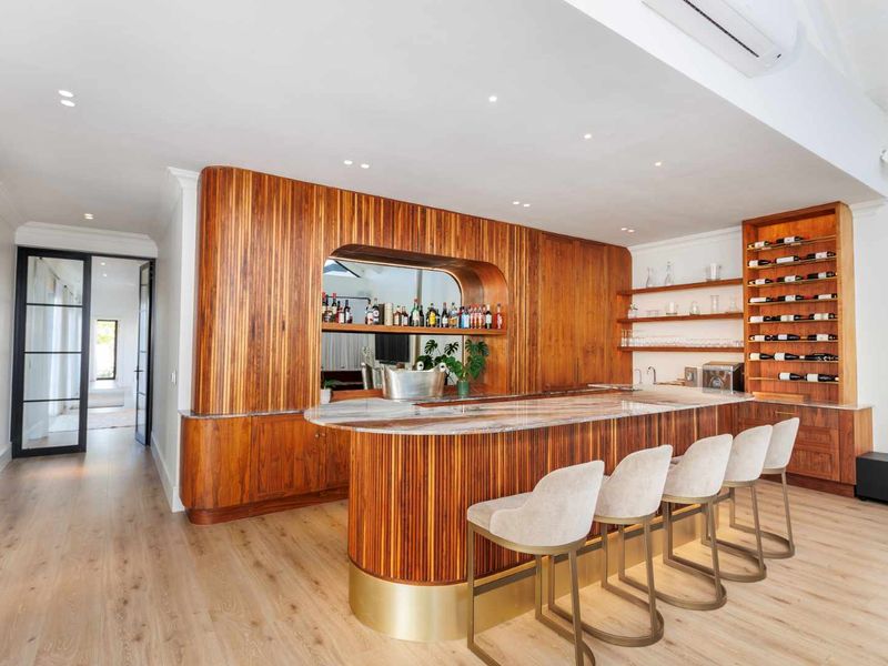 Distinguished Eight-Bedroom Villa-Inspired Home with Meticulous Details on Val de Vie Estate - Photo 9