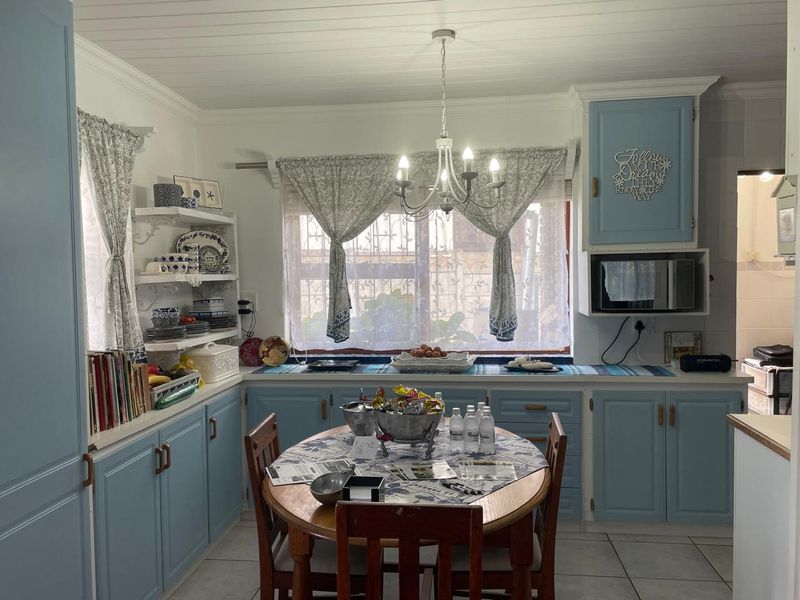 Cottage Style Charm - Photo 5