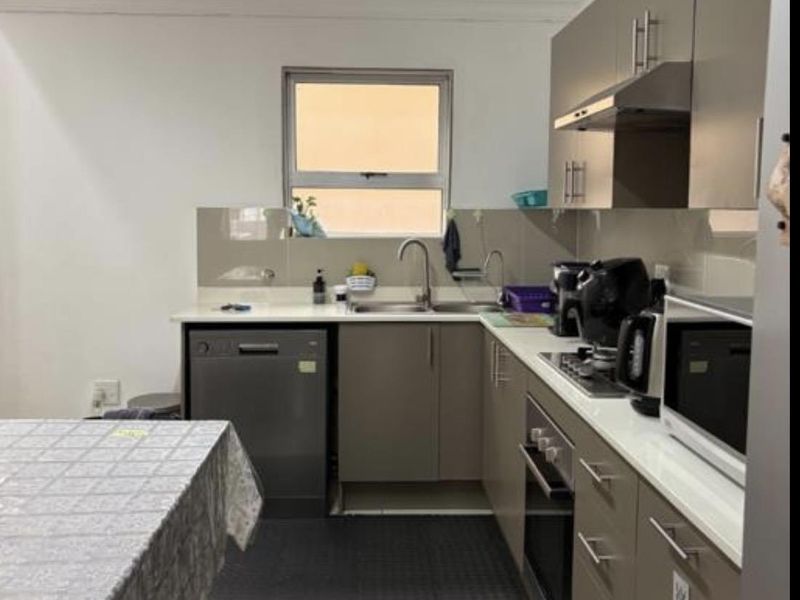 Modern 3-Bedroom Townhouse in Pine Grove – Ferndale - Photo 2