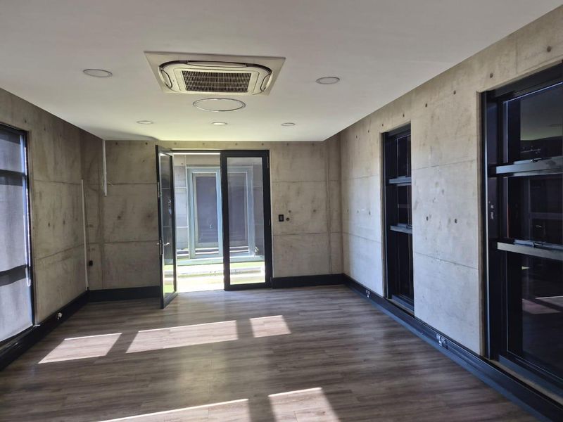 Prime A‐Grade Office Space – Klein Windhoek - Photo 3