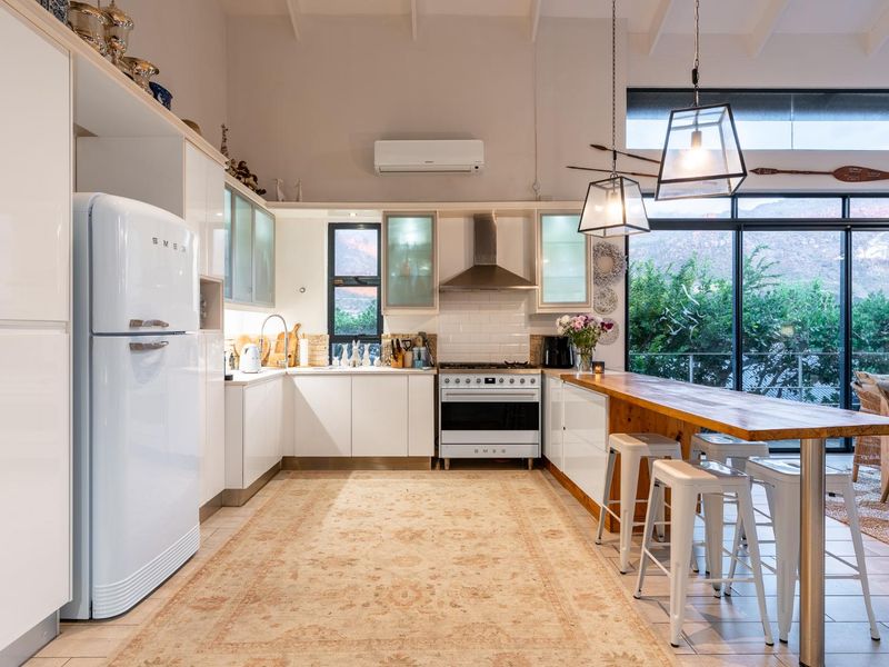 Ultimate Multi-Generational Luxury Living - Photo 6