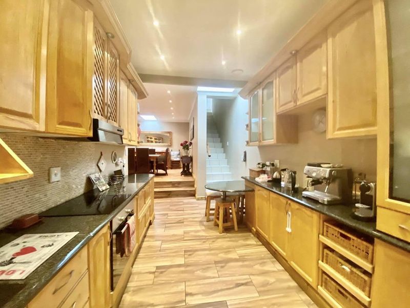 Beautiful Well Kept Duet House To Let In Ludwigsdorf - Photo 4