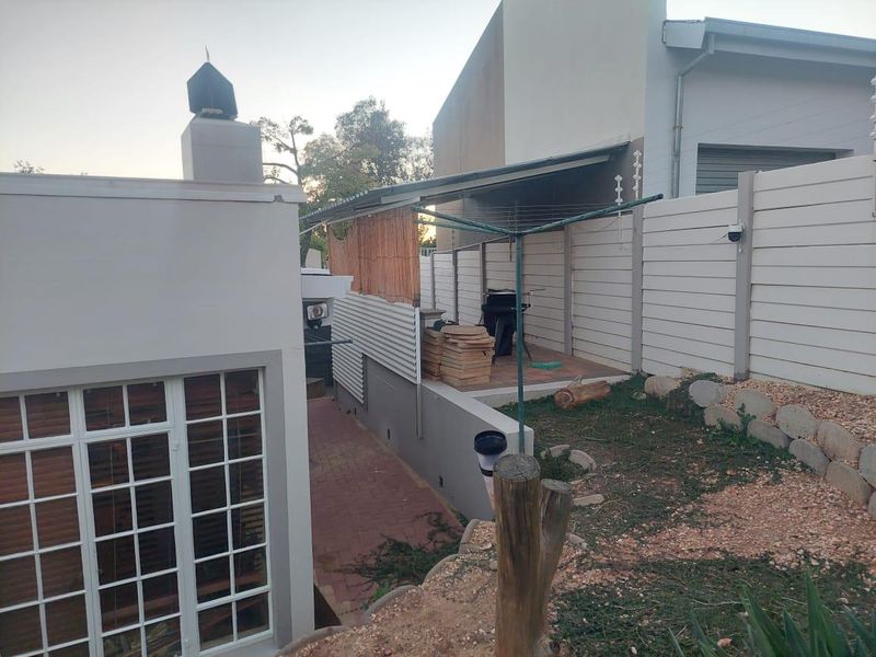 Pionierspark Ext 1 - 3 Bedroom Townhouse for sale - Photo 8