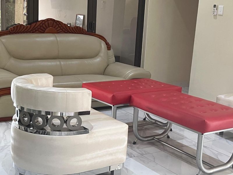 Distinguished landmark farm for sale. - Photo 3