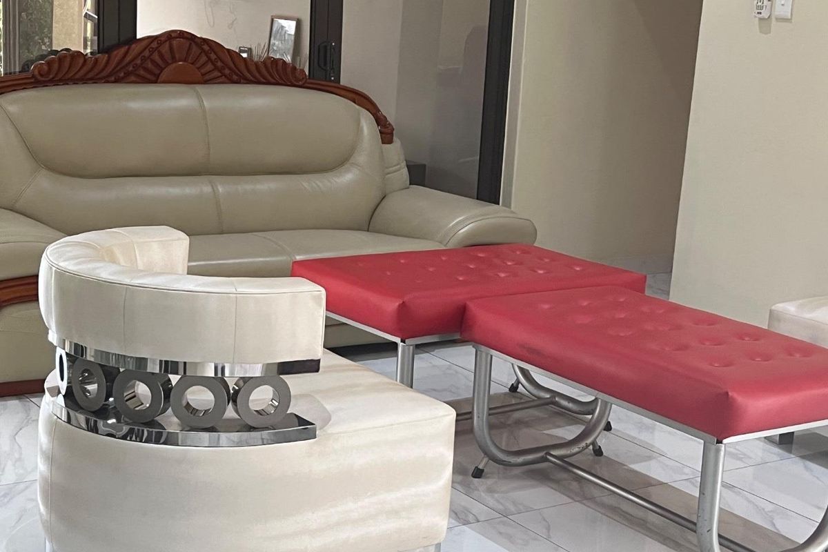 Distinguished landmark farm for sale. - Photo 3