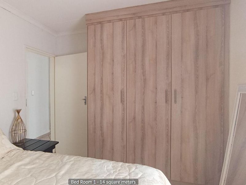 2 Bedroom, 1 Bathroom House for Sale in Andeon - Photo 9