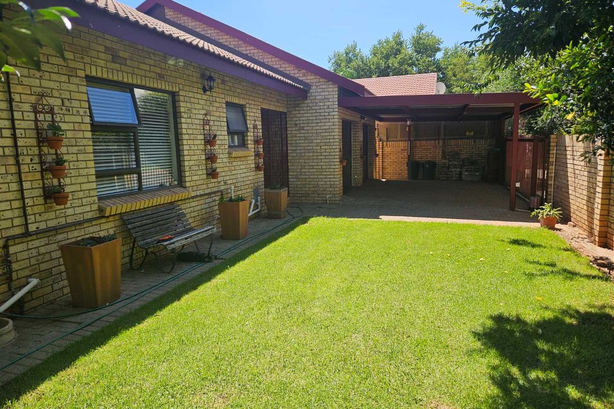 Modern Lock-up and go - Photo 4