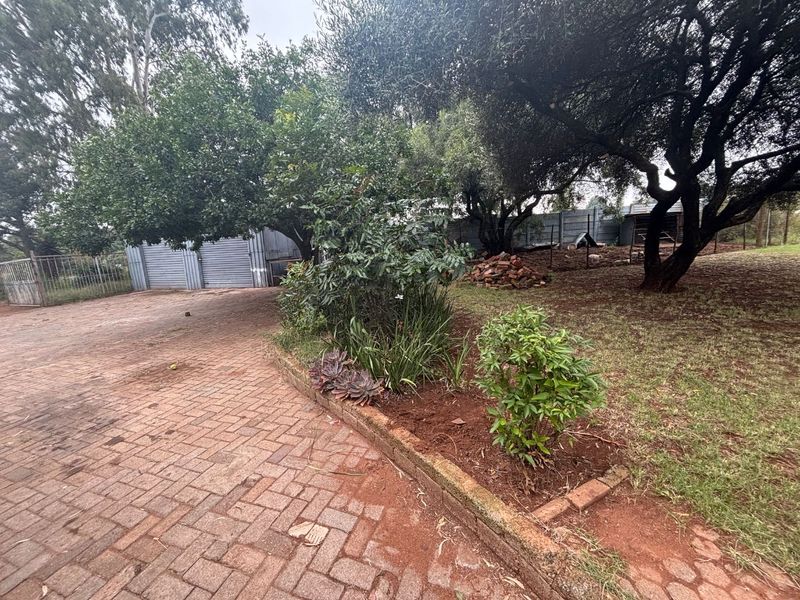 Live, Earn & Grow: A Property Packed with Opportunity - Photo 6