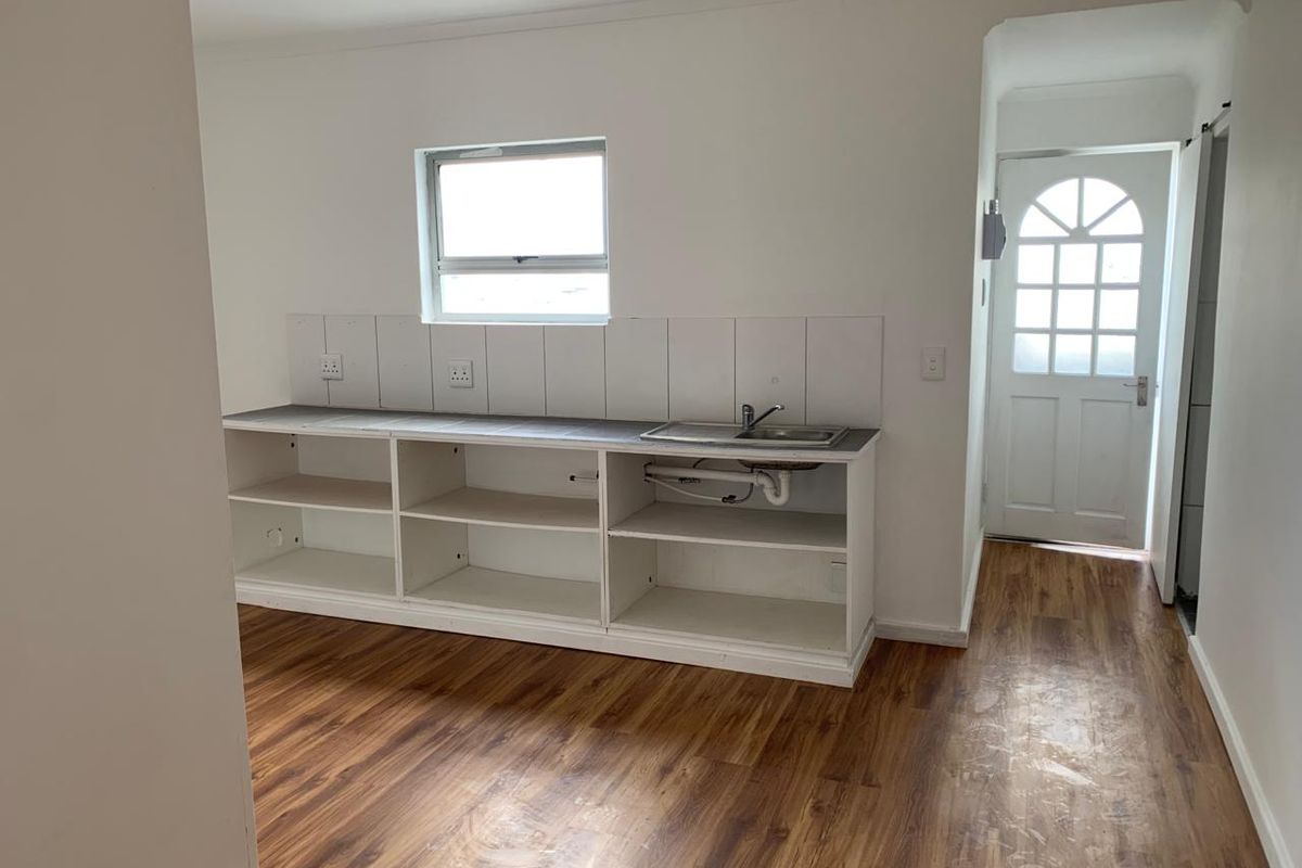 Refurbished Offices with Parking in Central Blackheath - Photo 4