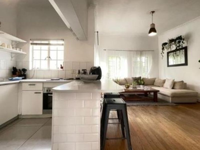 Fully furnished 1 Bedroom Apartment - Photo 4