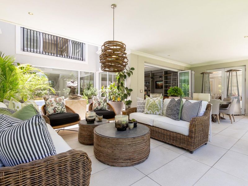 LUXURIOUS 4 BEDROOM FAMILY HOME FOR SALE IN BRYANSTON - Photo 5