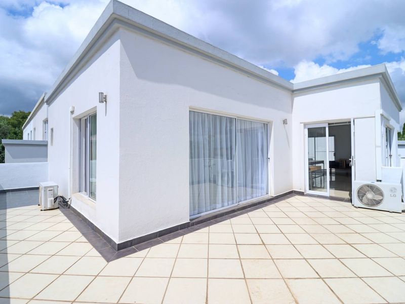 Architectural Masterpiece | Ultra-Luxury Living in Woodhill Golf Estate. One of the largest and most versatile homes currently available in Woodhill Golf Estate - Photo 10