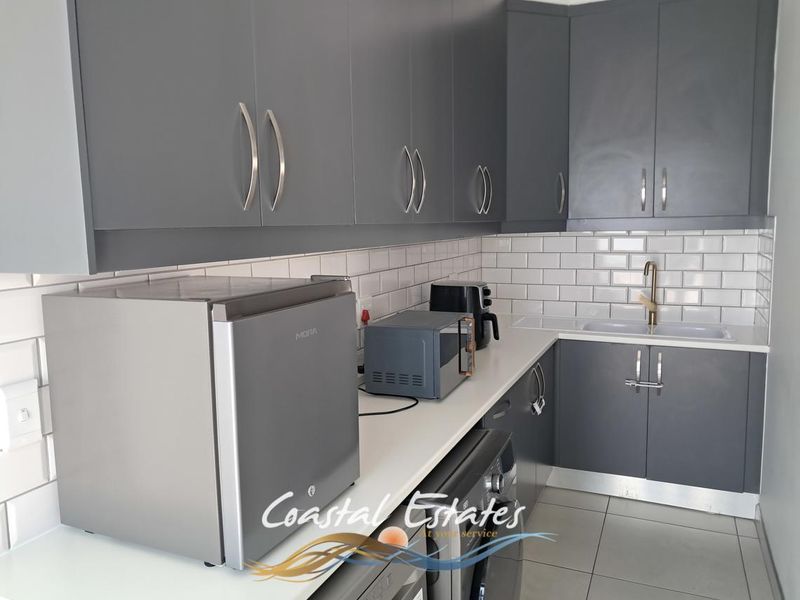 Stunning 3-Bedroom Home in Extension 39, Swakopmund - Photo 9