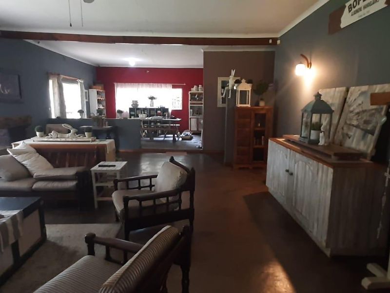 Exceptional Smallholding: Perfect for Family, Farming, & Fun - Photo 8