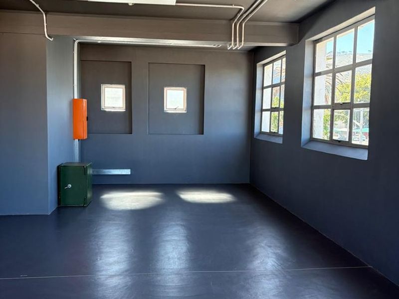 Prime 510m2 first floor unit ideal for crossfit - Photo 3