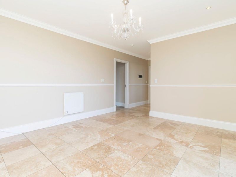 ELEGANT APARTMENT IN A PREMIER MATURE LIFESTYLE ESTATE - Photo 10