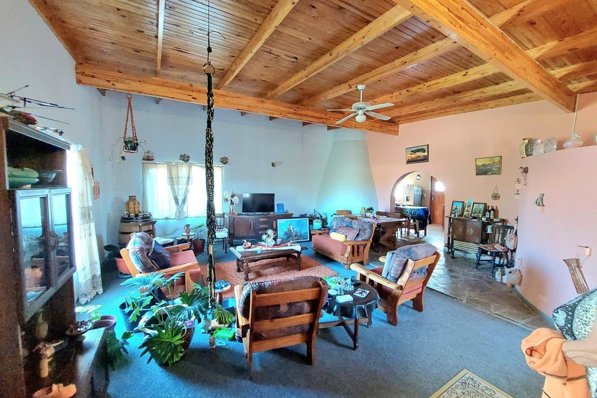 Charming 3 Bedroom Home with Lots of Potential - Photo 2