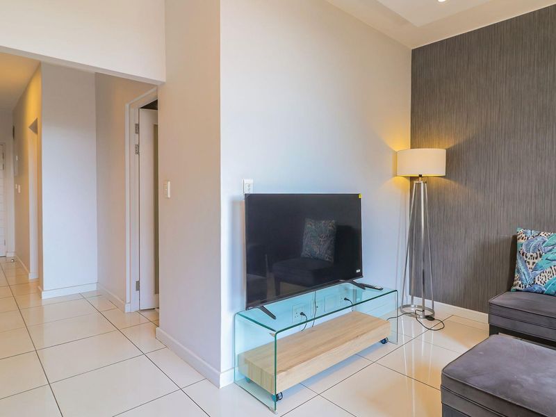 Perfect Buy-to-Let or Airbnb Opportunity in Vibrant Rosebank! - Photo 10