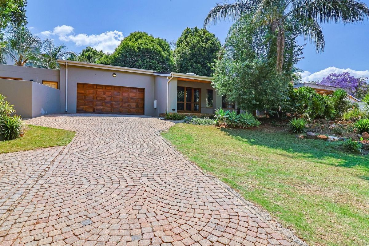 4 Bedroom Home in Fairland - Photo 2