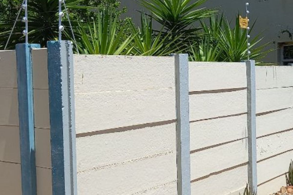 High demanded location 2 Business Properties for Sale- Nearby Maerua Mall N$ 13.8mill - Photo 3