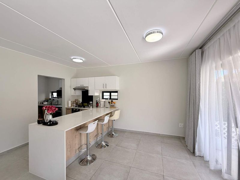 Modern 3-Bedroom Cluster Home - Photo 6