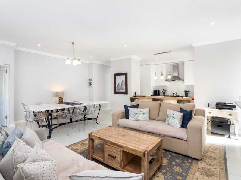 Elegant Three-Bedroom Home in The Vines on Val de Vie Estate - Photo 7