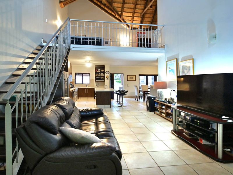 Stunning Two Bedroom Townhouse In Excellent Estate - Photo 7
