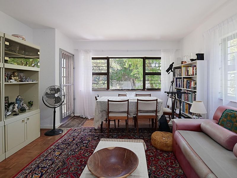 Spacious pet-friendly ground floor apartment with a garden - Photo 7