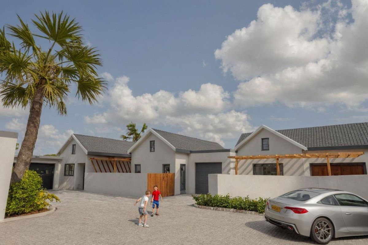 Brand new development at the heart of Tamariskia in Swakopmund. - Photo 4