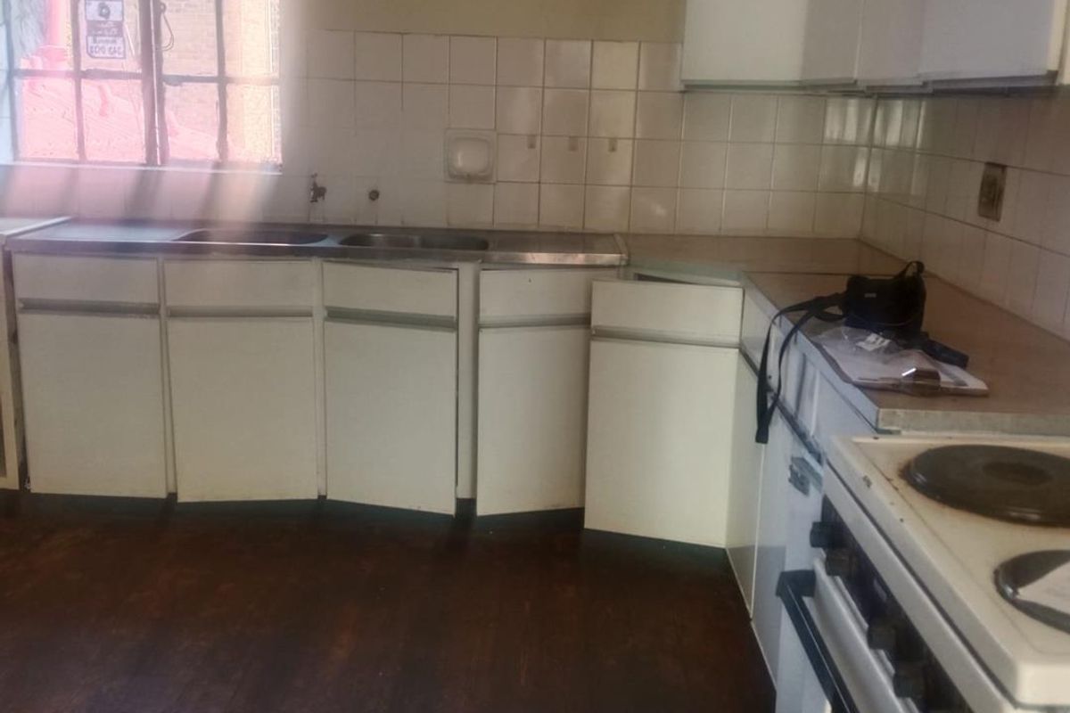 1 BEDROOM FLAT TO RENT IN PRETORIA CENTRAL - Photo 4