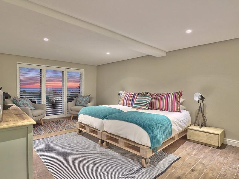 Designer Beach Bungalow - Photo 10